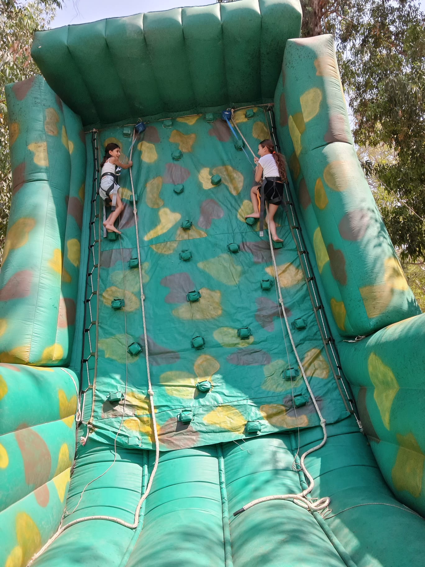 מתקני אקסטרים 12