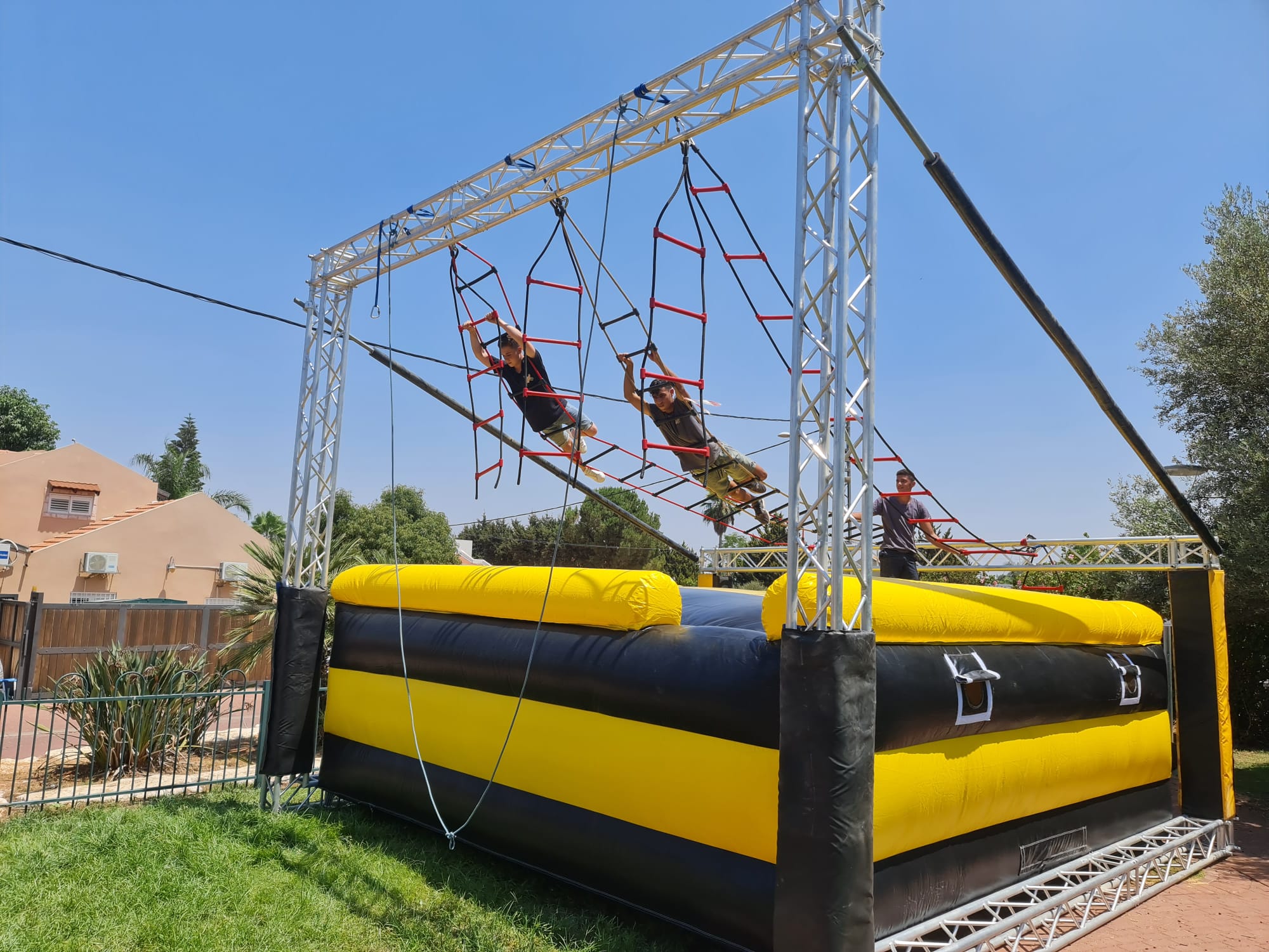 מתקני אקסטרים 30