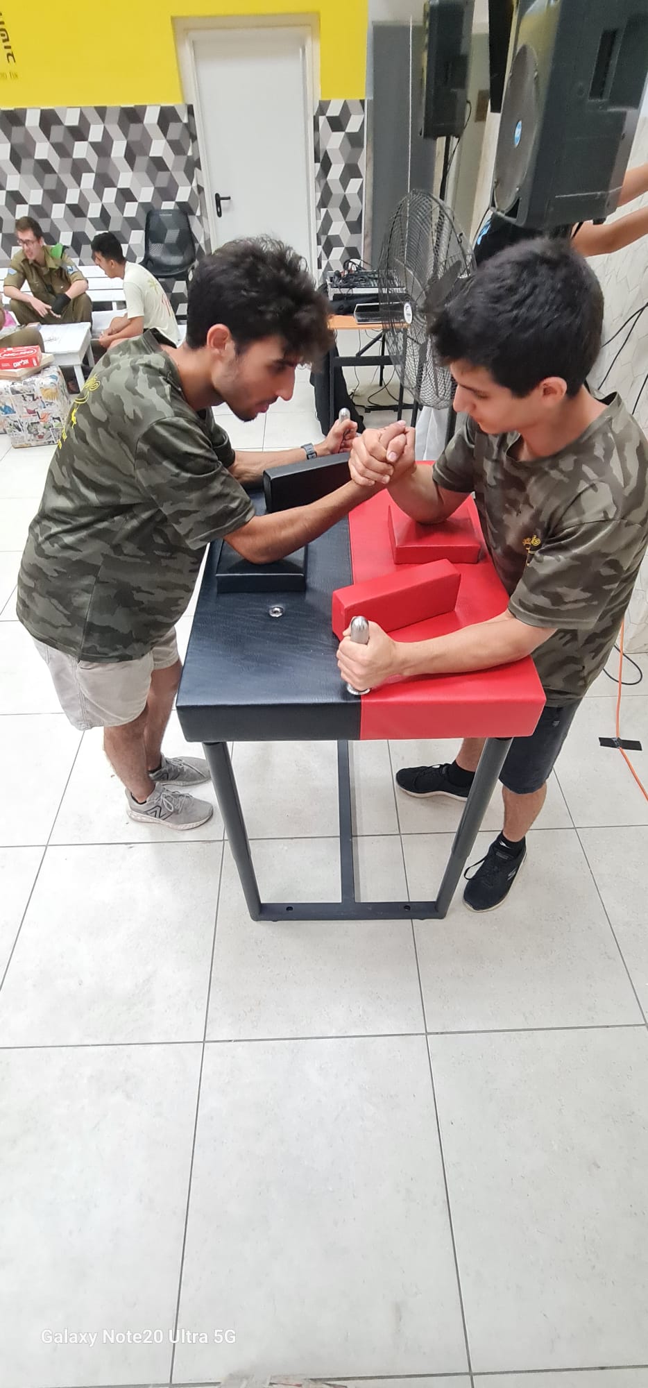 מתקנים ומכונות MMA 32